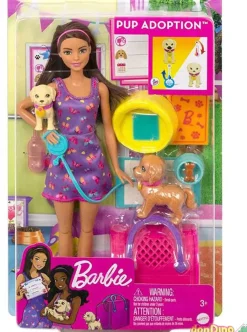 Barbie adopta perritos